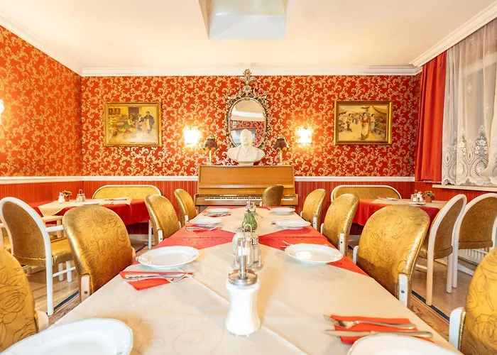 Hotel Urania