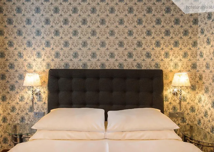 Urania Hotel