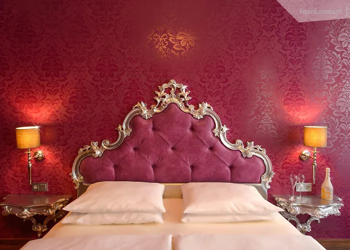 Urania Hotel