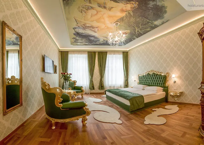 Hotel Urania