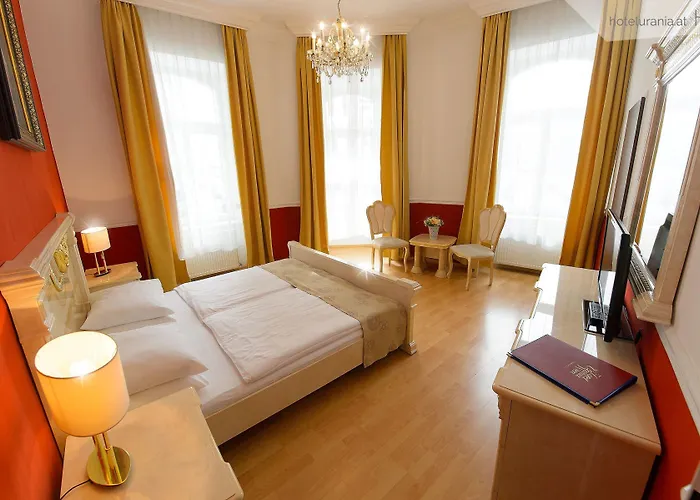 Urania Hotel