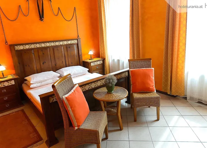 Hotel Urania